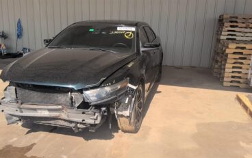 2014 FORD TAURUS CONSOLE FRONT – 1360967